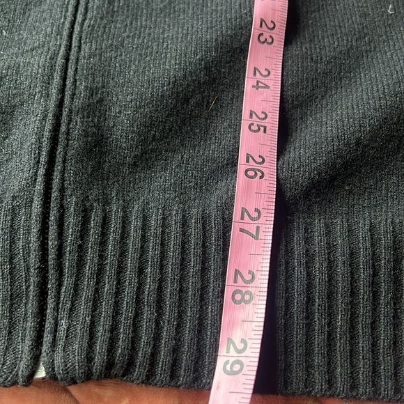 Burberry  black zip front patch elbow black sweater Size Men’s XL - Picture 9 of 9